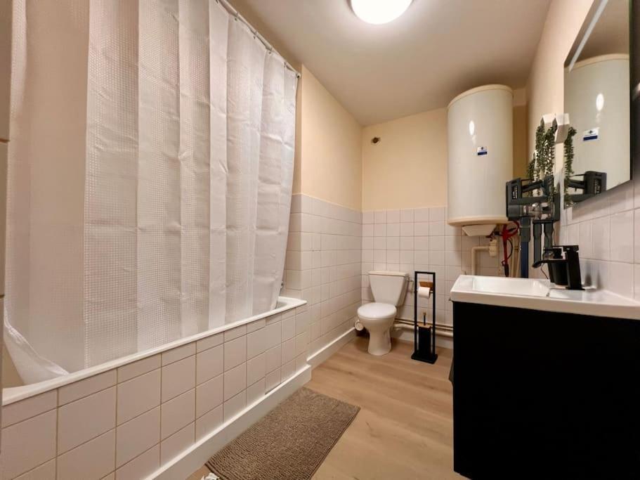 Appartement Climatise 4Prsn Au Pied De La Citadelle เบอซองซง ภายนอก รูปภาพ