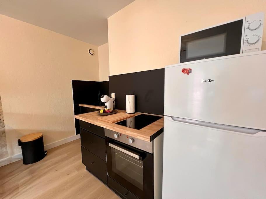 Appartement Climatise 4Prsn Au Pied De La Citadelle เบอซองซง ภายนอก รูปภาพ